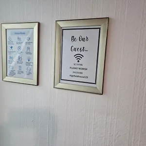 Highfields House - Free Wifi - Free Local Parking Guest house